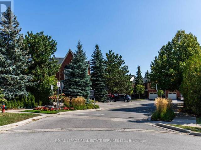 24 - 2004 GLENADA CRESCENT Oakville Ontario, L6H 5P5