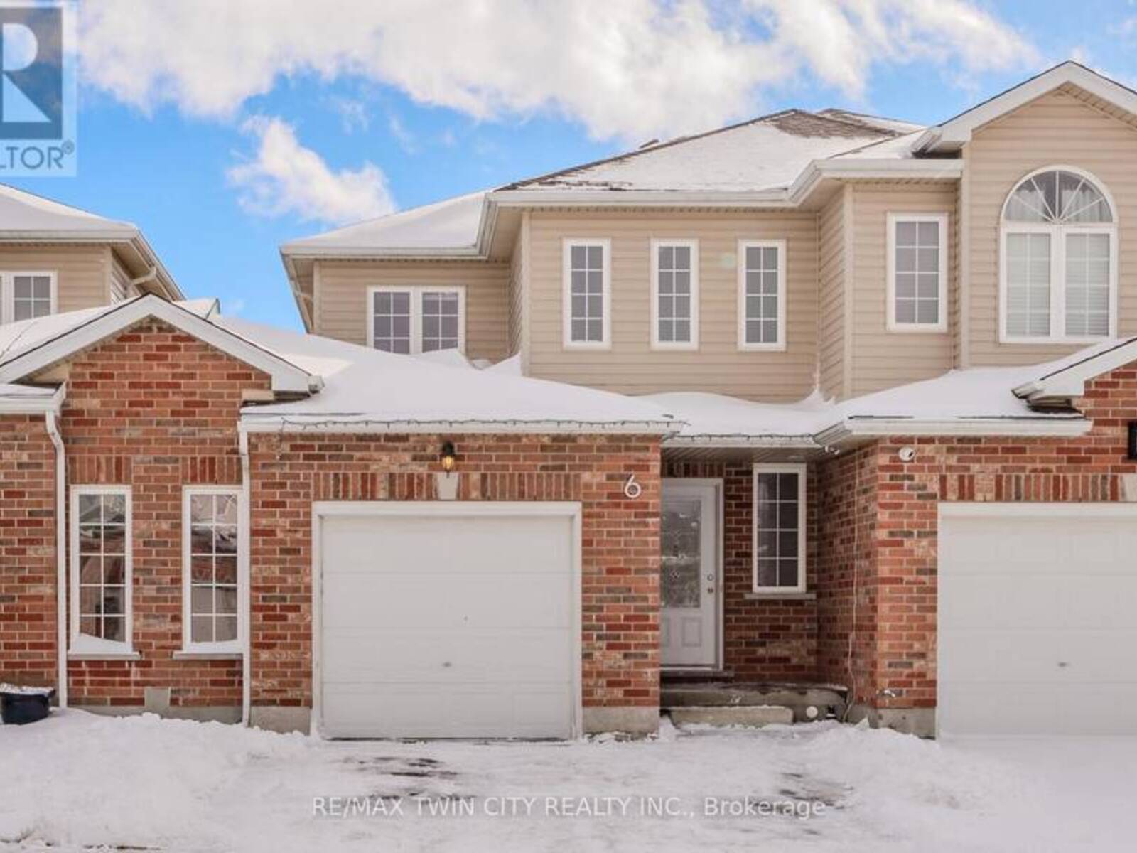 6 BROADOAKS DRIVE, Cambridge, Ontario N1T 2C3