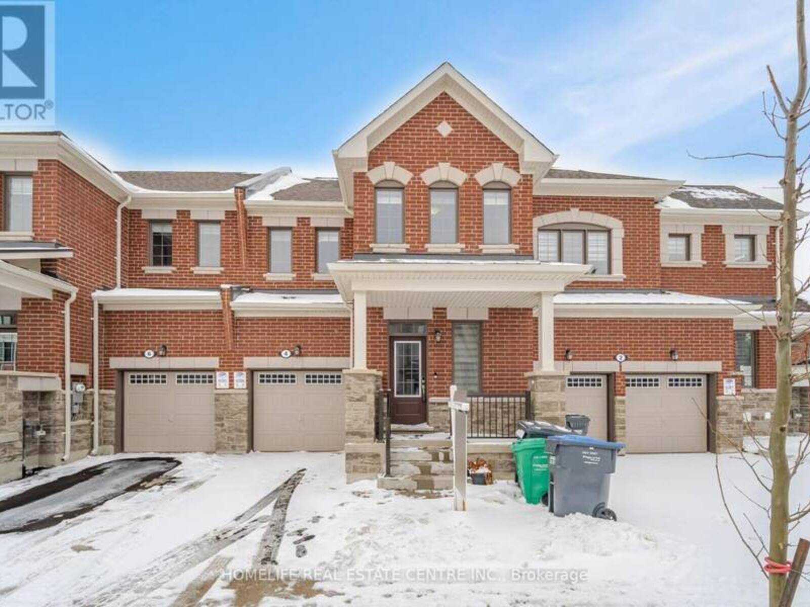 4 KEPPEL CIRCLE, Brampton, Ontario L7A 5K4