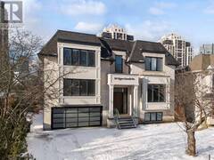 90 UPPER CANADA DRIVE Toronto Ontario, M2P 1S4