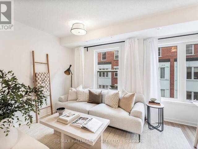 3 - 8 FLORENCE WYLE LANE Toronto Ontario, M4M 3E7