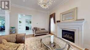 8 HERITAGE WOODS MANOR | Markham Ontario | Slide Image Nine