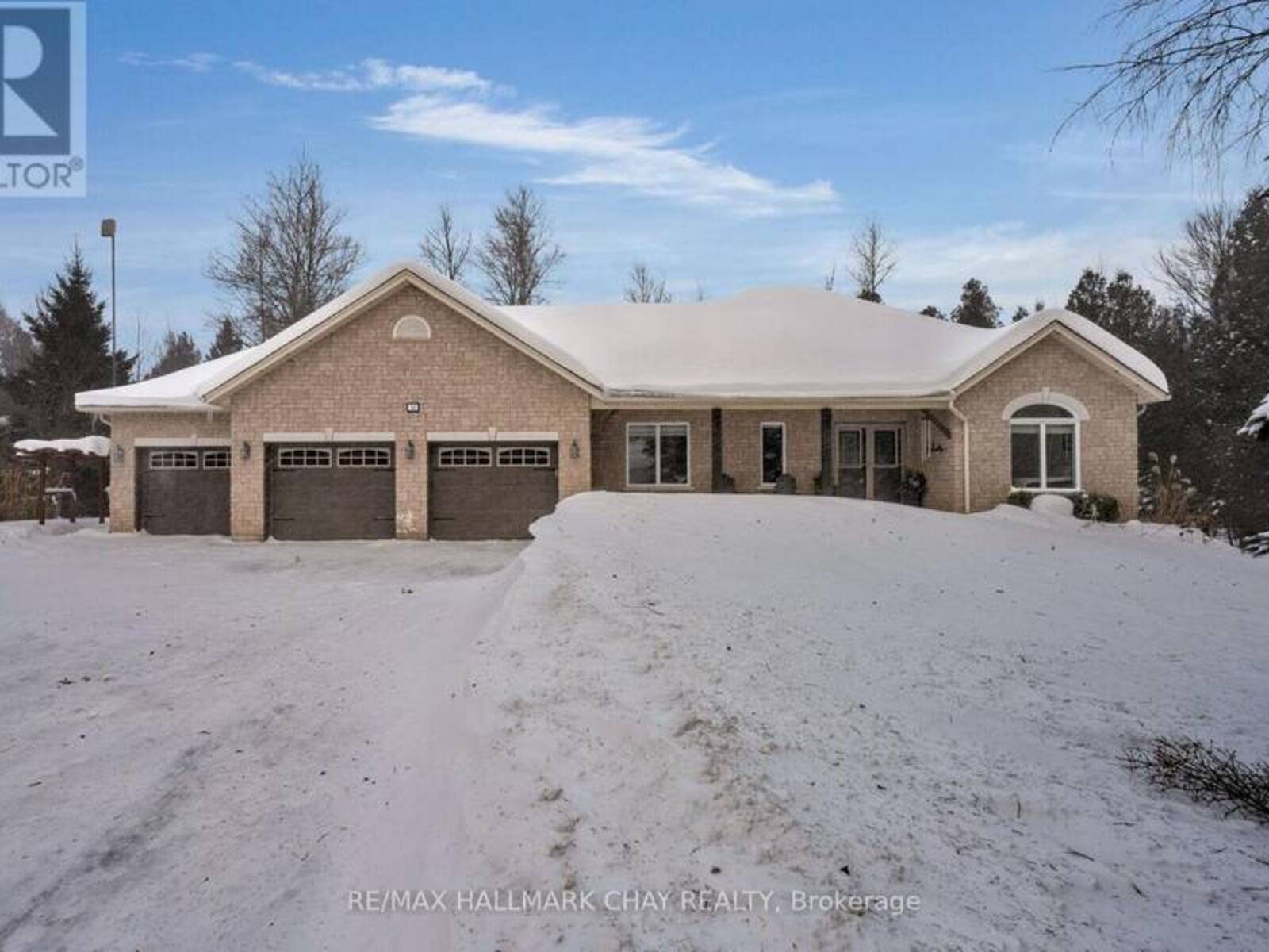 12 MARTINBROOK CRESCENT, Oro-Medonte, Ontario L0L 2L0