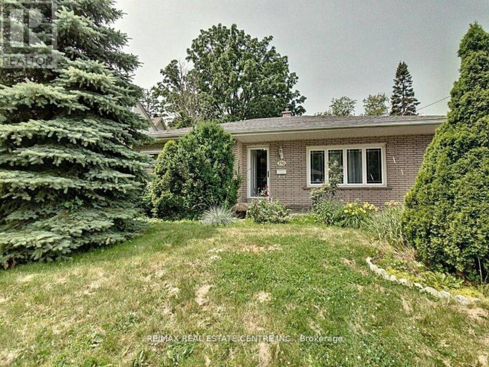 196 RIFLE RANGE ROAD, Hamilton, Ontario L8S 3B9