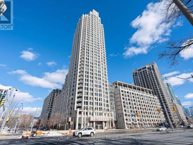 1610 - 628 FLEET STREET Toronto Ontario, M5V 1A8