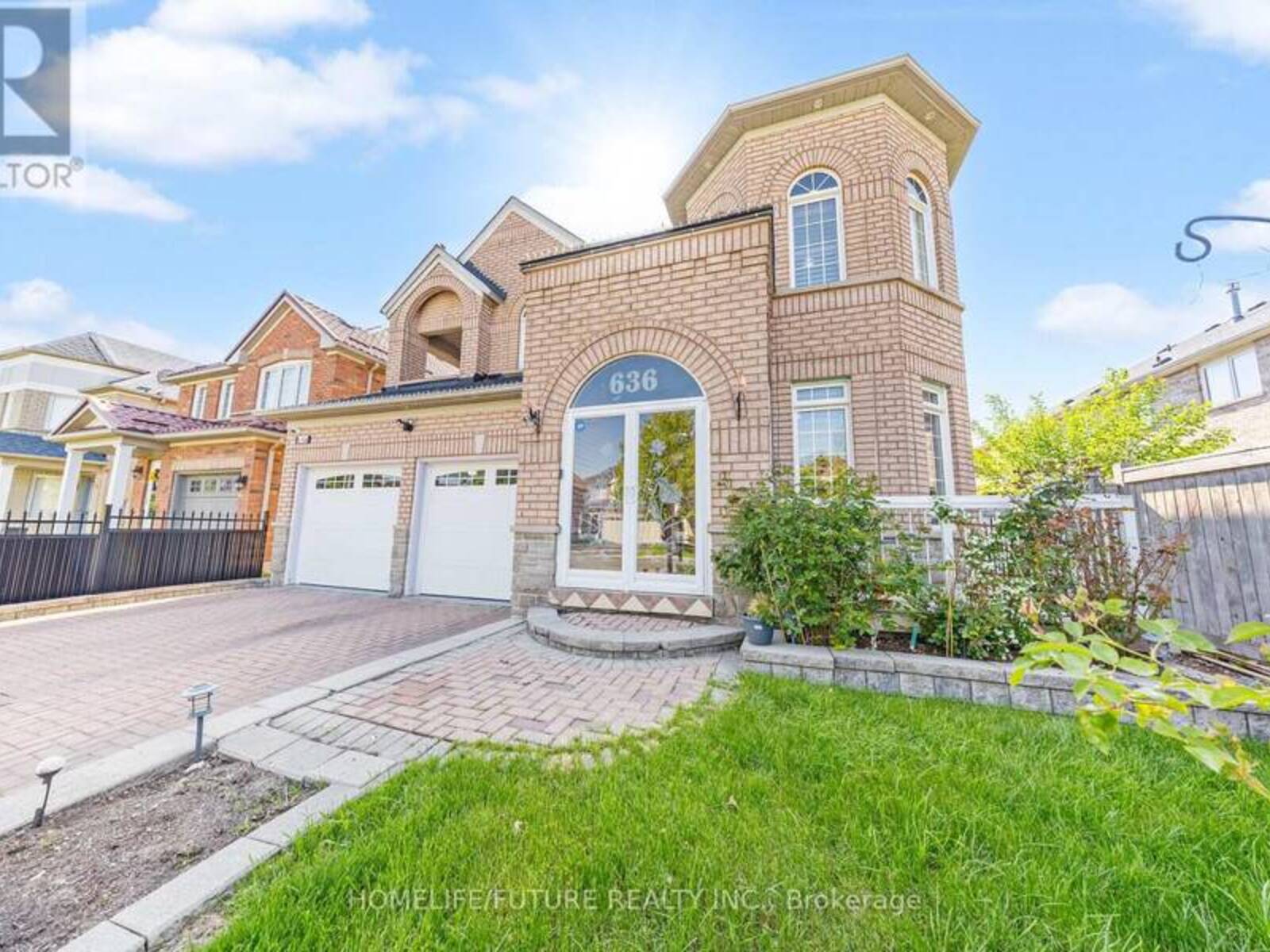 636 STAINES ROAD, Toronto, Ontario M1X 2A7