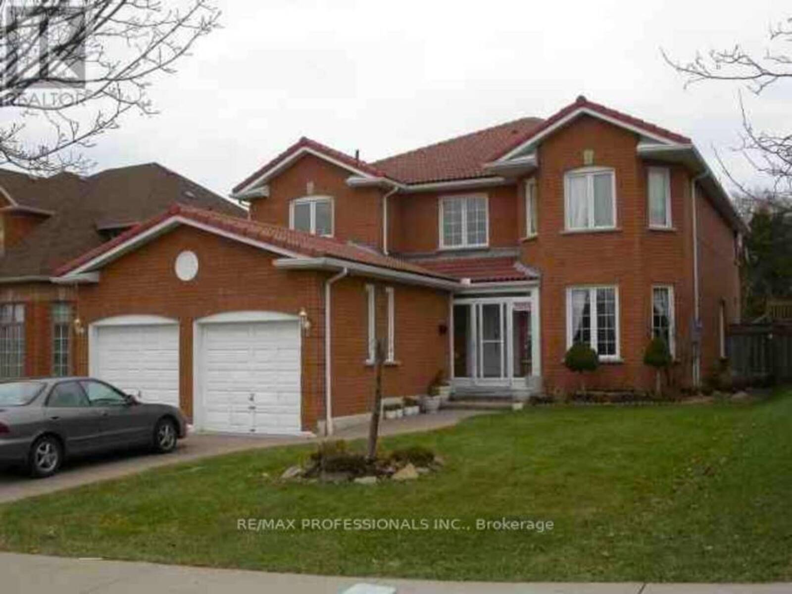 2088 PERRAN DRIVE, Mississauga, Ontario L5K 2R4