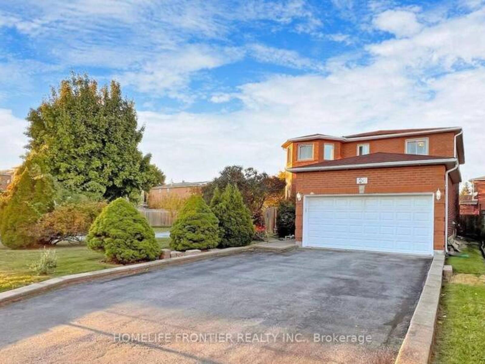 24 JUSTUS DRIVE, Richmond Hill, Ontario L4C 9Z8