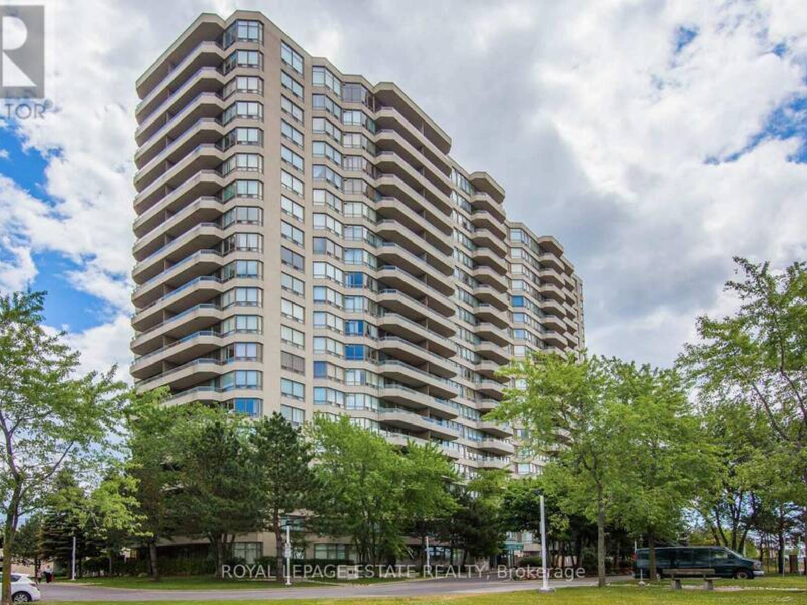 1 GREYSTONE WALK DRIVE, Toronto, Ontario M1K 5J3