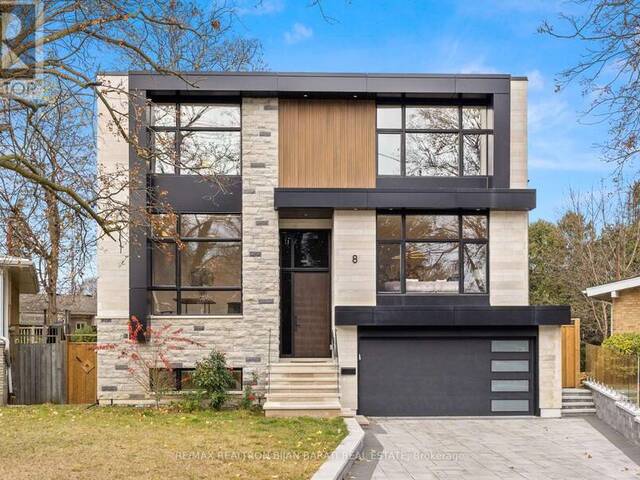 8 RAVENSCROFT CIRCLE Toronto Ontario, M2K 1W9