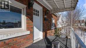 248 SYDENHAM STREET | Brantford Ontario | Slide Image Two