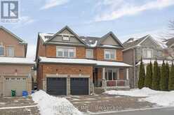 8 PHILIPS LAKE COURT | Richmond Hill Ontario | Slide Image One