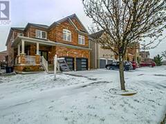 884 FETCHISON DRIVE Oshawa Ontario, L1K 0L4