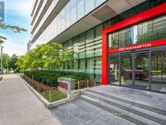 312 - 185 ROEHAMPTON AVENUE Toronto Ontario, M3P 2K5