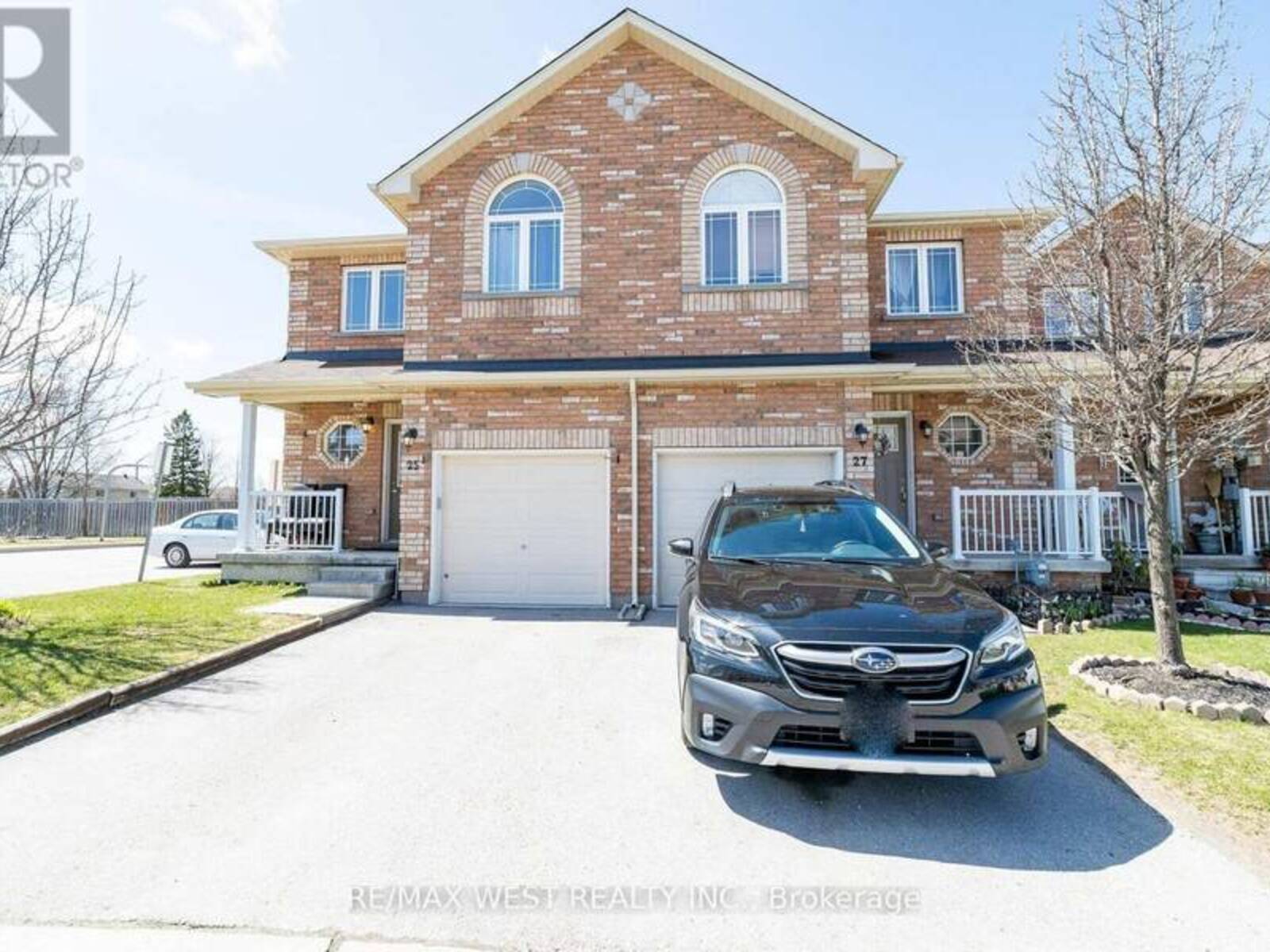 . - 25 SOUTHWOODS CRESCENT, Barrie, Ontario L4N 9P8