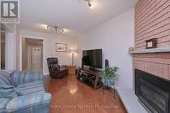 507 BLACKSTOCK ROAD | Newmarket Ontario | Slide Image Seventeen