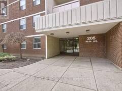 1610 - 205 HILDA AVENUE Toronto Ontario, M2M 4B1