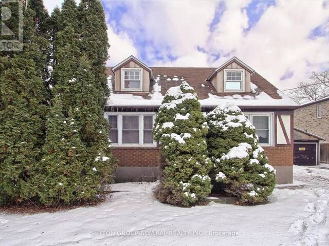 10 DROMORE CRESCENT Toronto Ontario, M2R 2H5