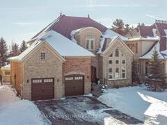 101 COUNTRY CLUB DRIVE King Ontario, L7B 1M4