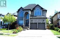 26 ASCOLI DRIVE | Hamilton Ontario | Slide Image Two