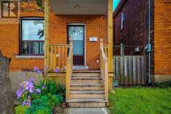 56 ARTHUR AVENUE N | Hamilton Ontario | Slide Image Three