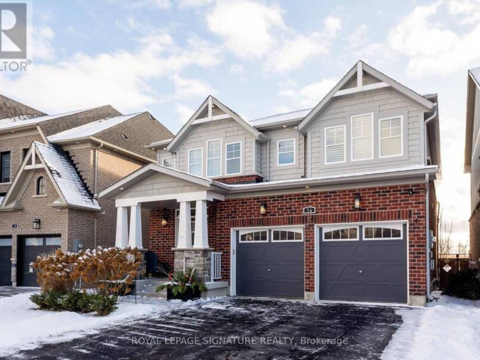 34 LEADEN HALL DRIVE, East Gwillimbury, Ontario L9N 0R5