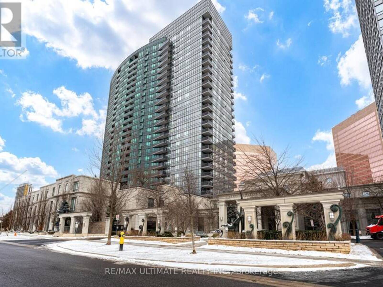 319 - 25 GREENVIEW AVENUE, Toronto, Ontario M2M 0A5