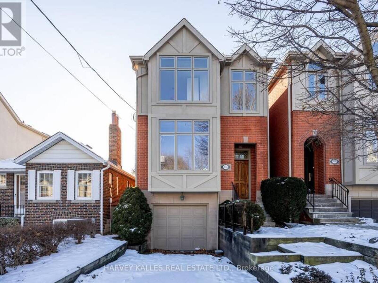 351 DELORAINE AVENUE, Toronto, Ontario M5M 2B7