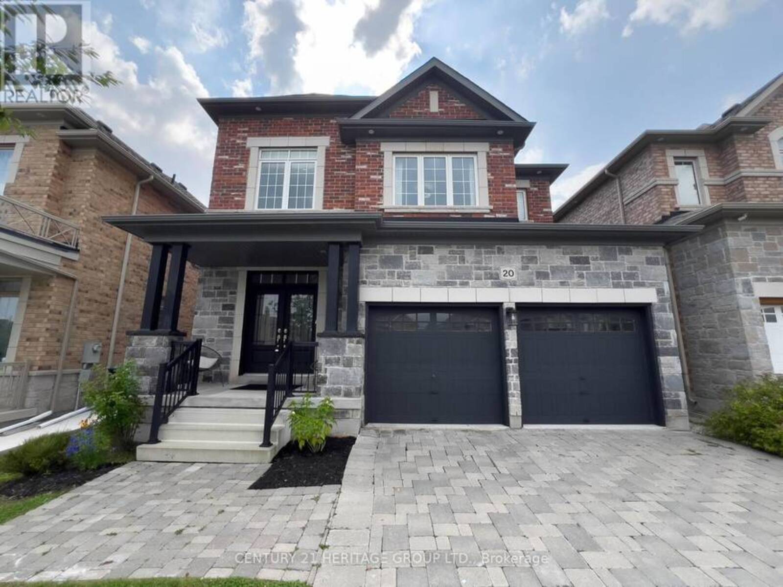 20 BARROW AVENUE, Bradford West Gwillimbury, Ontario L3Z 0W1