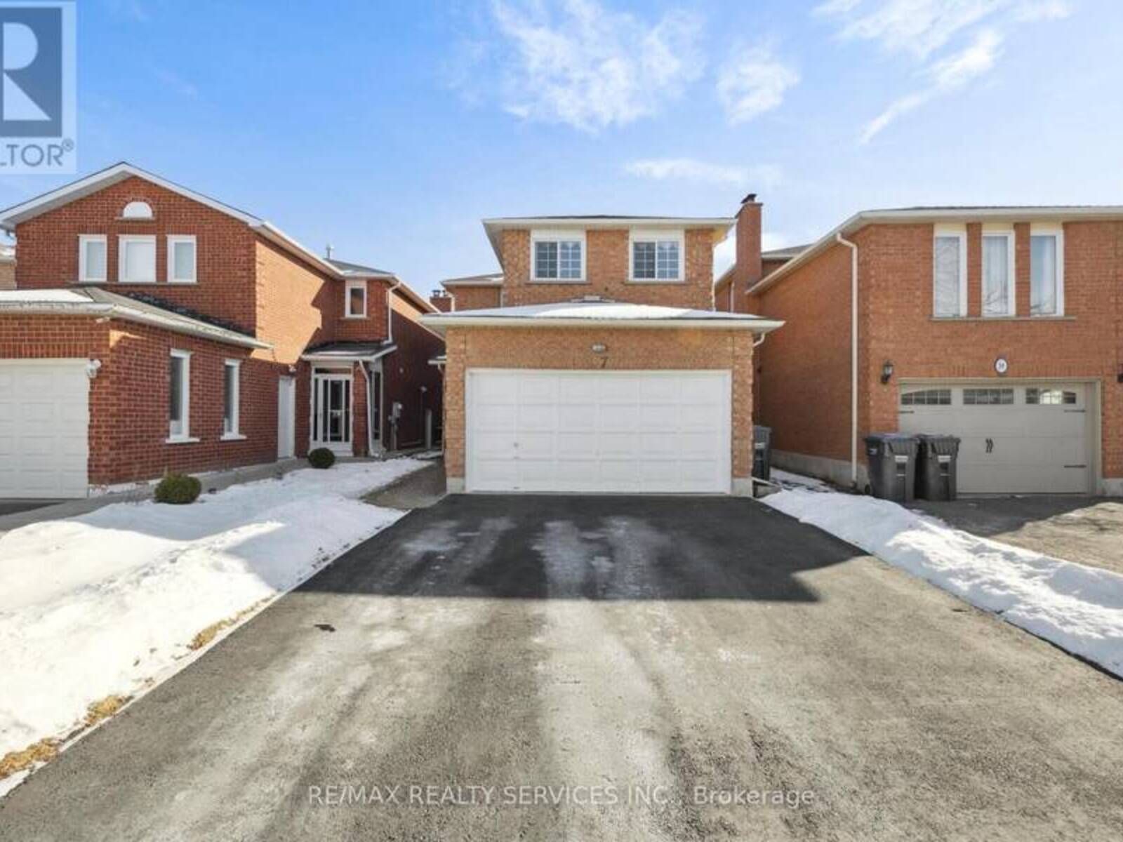 37 CANDY CRESCENT, Brampton, Ontario L6X 3Z7