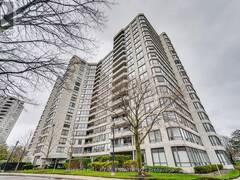 PH214 - 1121 STEELES AVENUE W Toronto Ontario, M2R 3W7