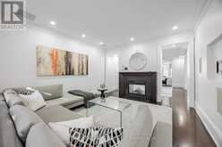 29 ROSEDALE HEIGHTS DRIVE | Toronto Ontario | Slide Image Nine