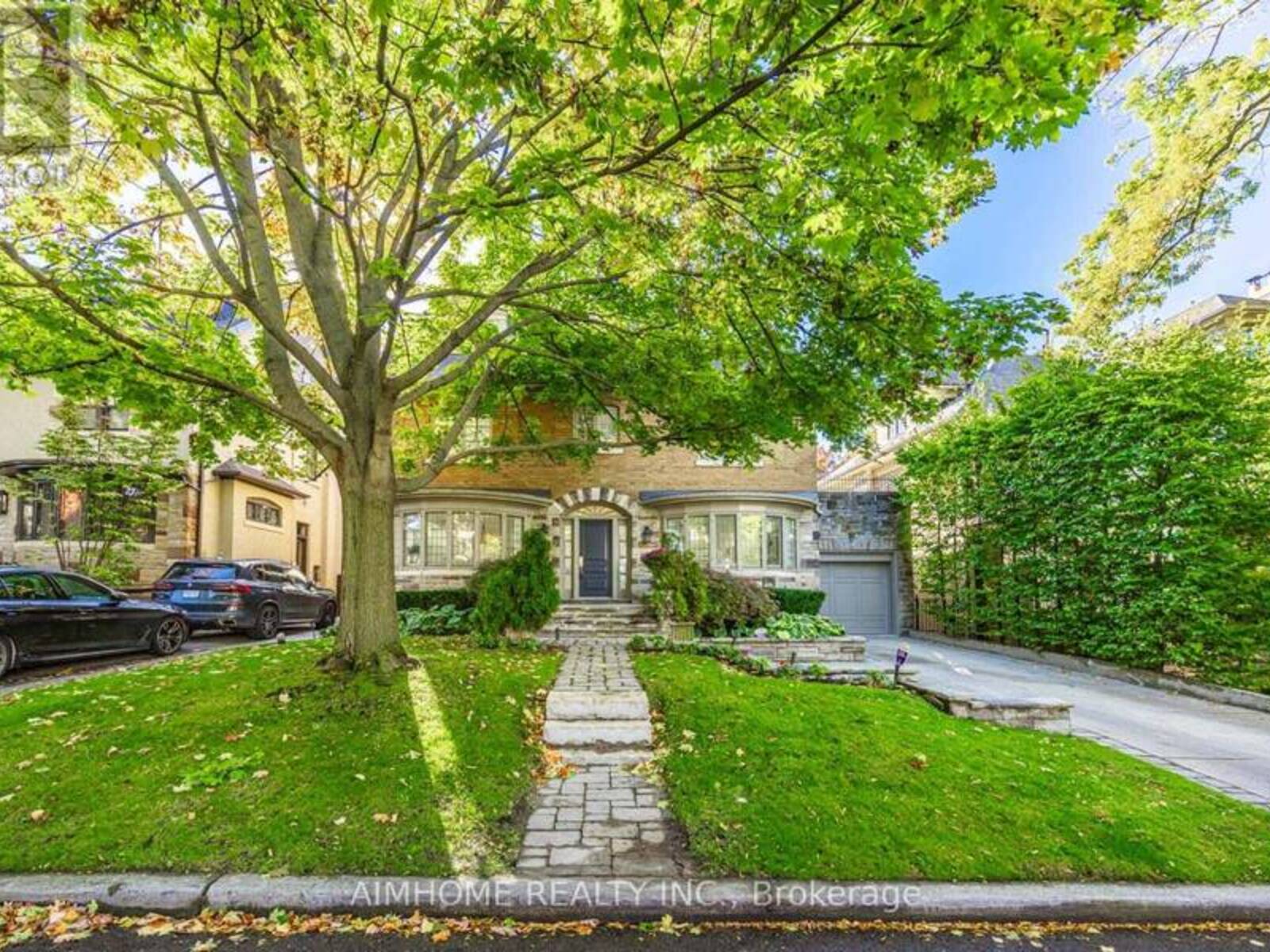 29 ROSEDALE HEIGHTS DRIVE, Toronto, Ontario M4T 1C2