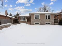 48 NEAPOLITAN DRIVE Toronto Ontario, M1P 4B4