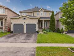 66 PENVILL TRAIL Barrie Ontario, L4N 5C5