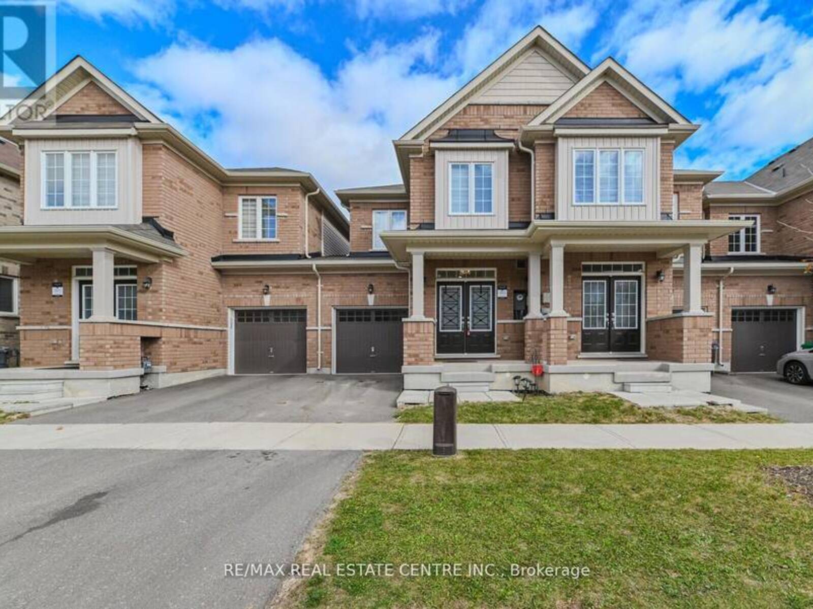 15 OLEARY ROAD, Brampton, Ontario L7A 4X1