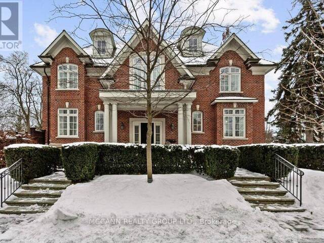 21 DE VERE GARDENS Toronto Ontario, M5M 3E4 - 5 Bedrooms Home For Sale