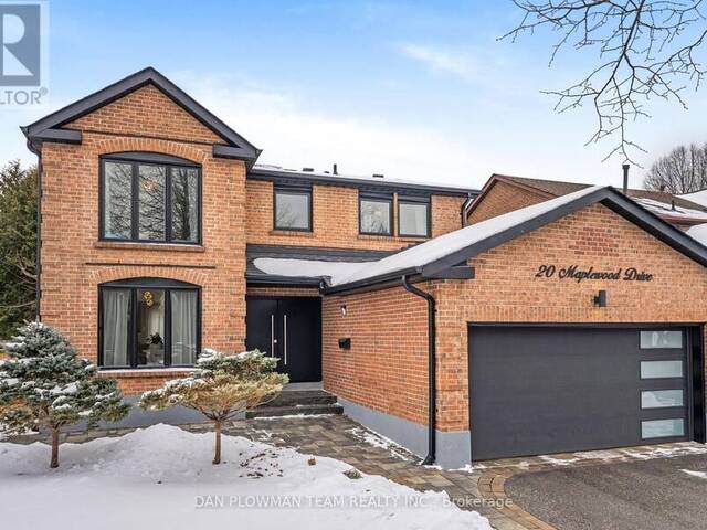 20 MAPLEWOOD DRIVE Whitby Ontario, L1N 7C4