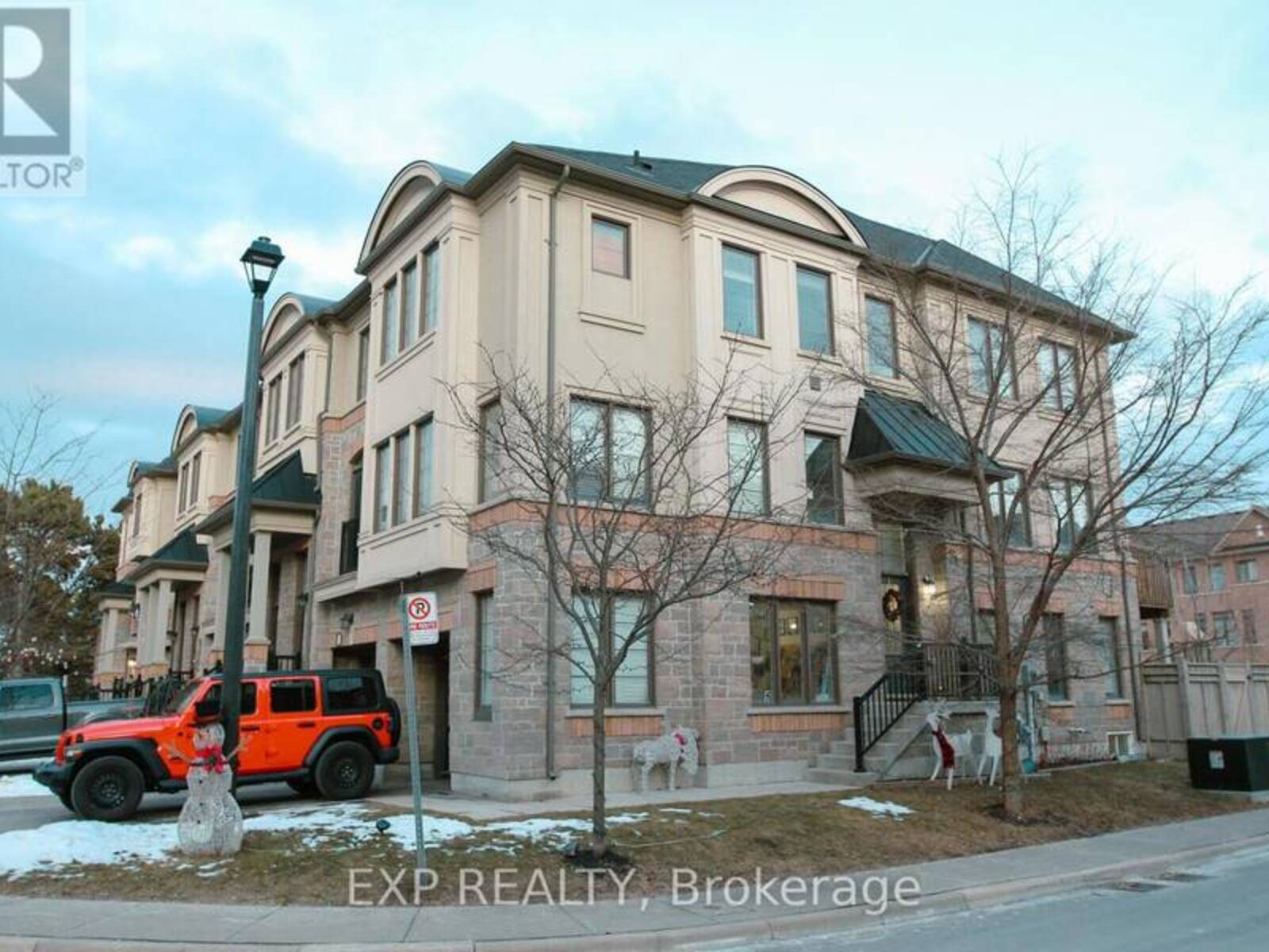 607 MERMAID CRESCENT, Mississauga, Ontario L5G 0B3