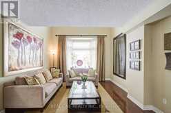 40 PRIMROSE PATH CRESCENT | Markham Ontario | Slide Image Four