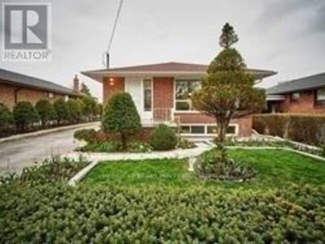 6 MOZART AVENUE Toronto Ontario, M1K 2V9