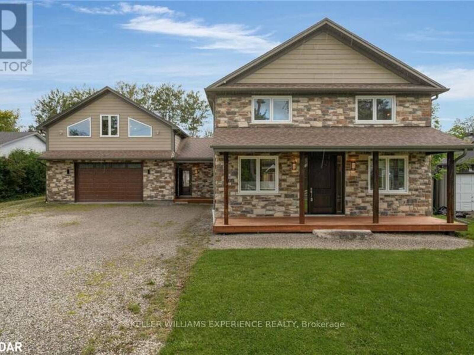 938 CORNER AVENUE, Innisfil, Ontario L0L 1W0