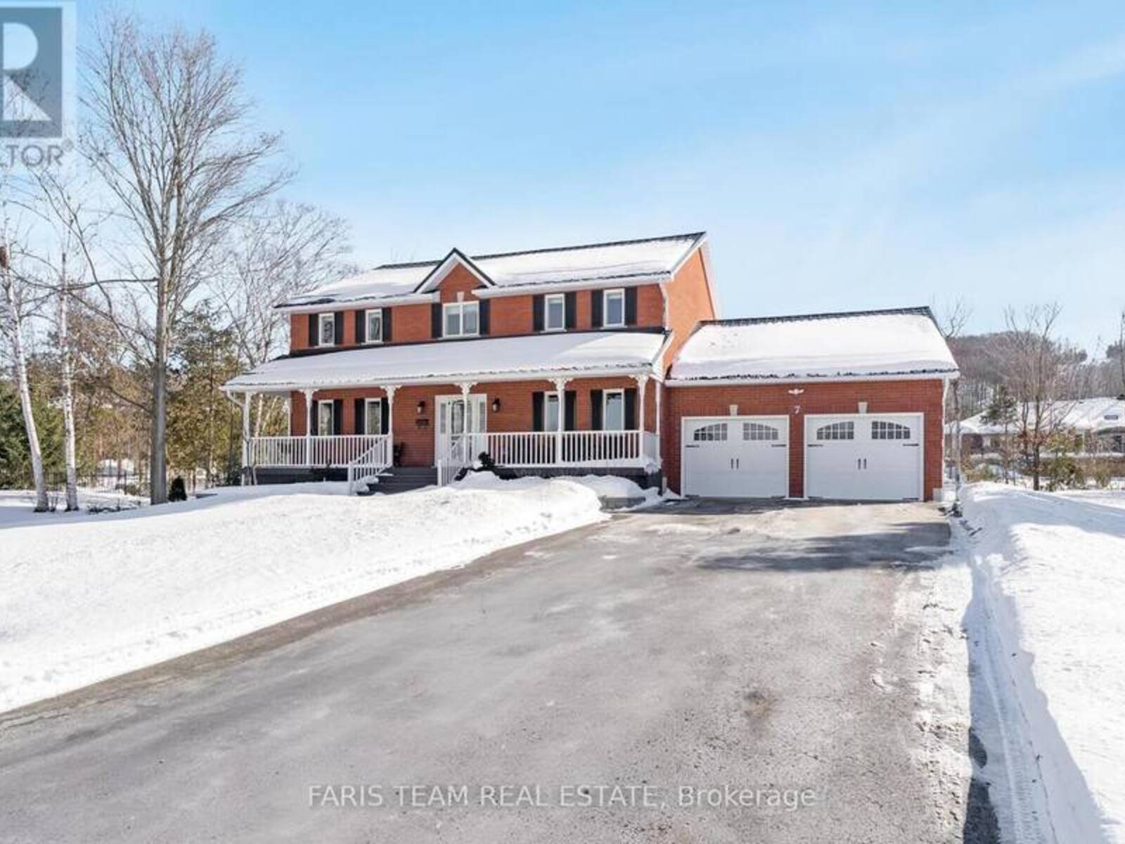 7 WINTER COURT, Springwater, Ontario L0L 1Y3