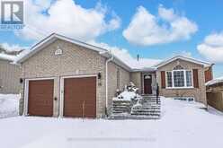 115 LION'S GATE BOULEVARD | Barrie Ontario | Slide Image One