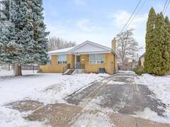 11 BYRON STREET Halton Hills Ontario, L7G 3W6