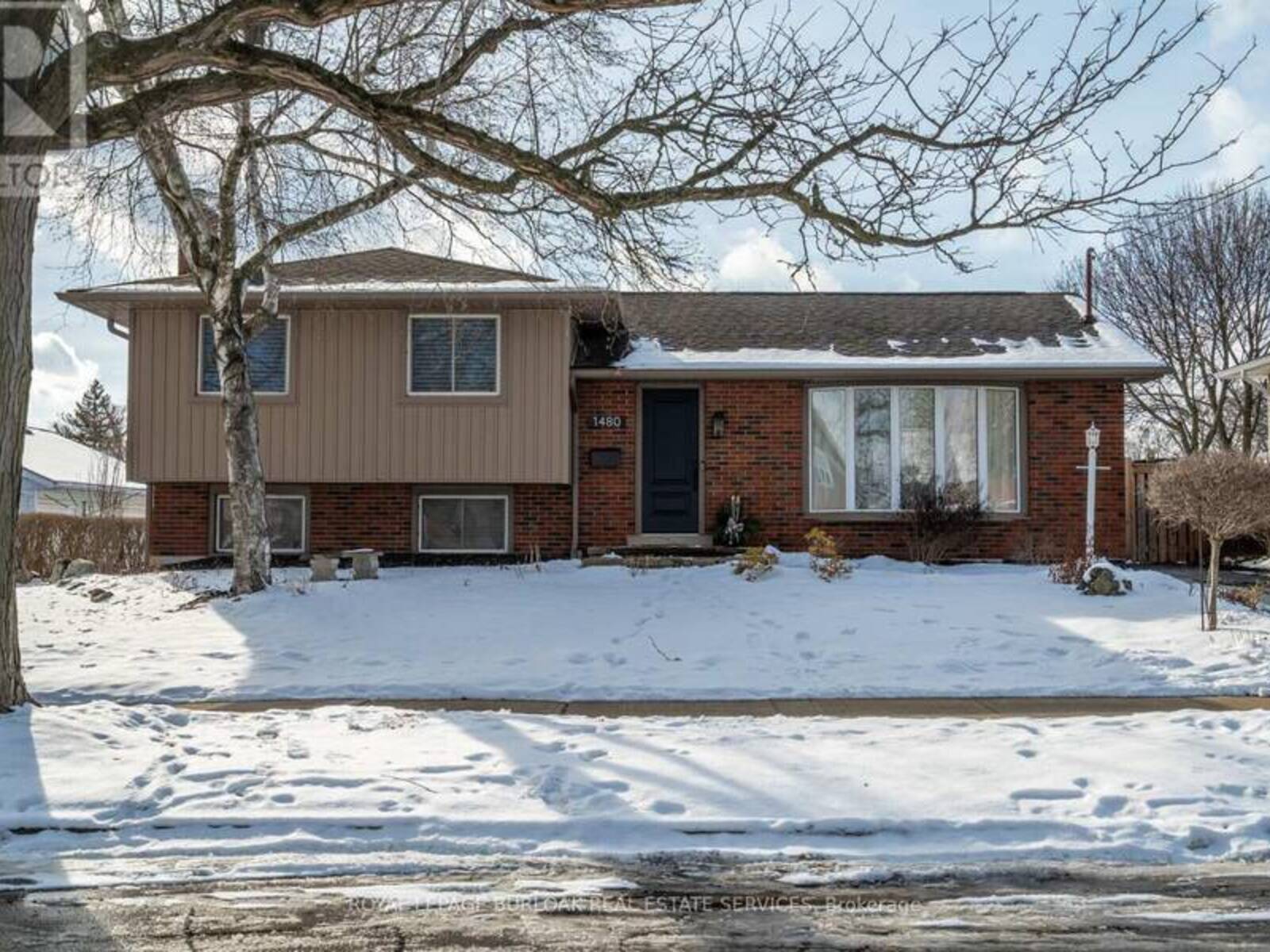 1480 BARKER AVENUE, Burlington, Ontario L7P 2R4