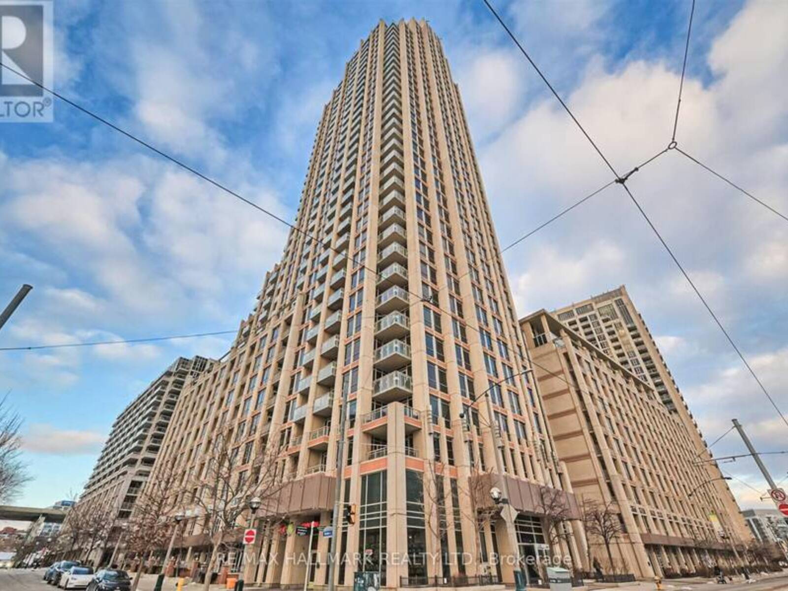 1303 - 628 FLEET STREET, Toronto, Ontario M5V 1A8