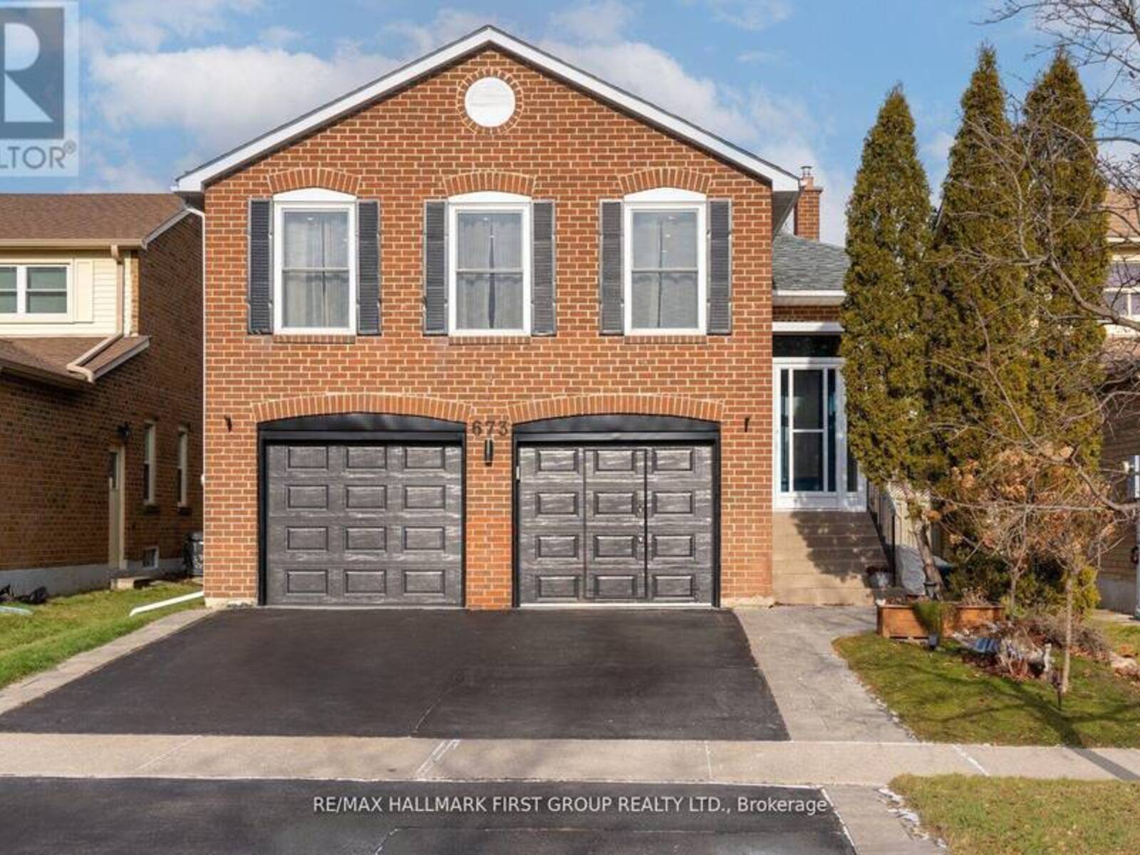 673 CHIRON CRESCENT, Pickering, Ontario L1V 4V2