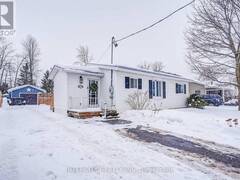 699 BURTON DRIVE Alcona Ontario, L9S 2H6