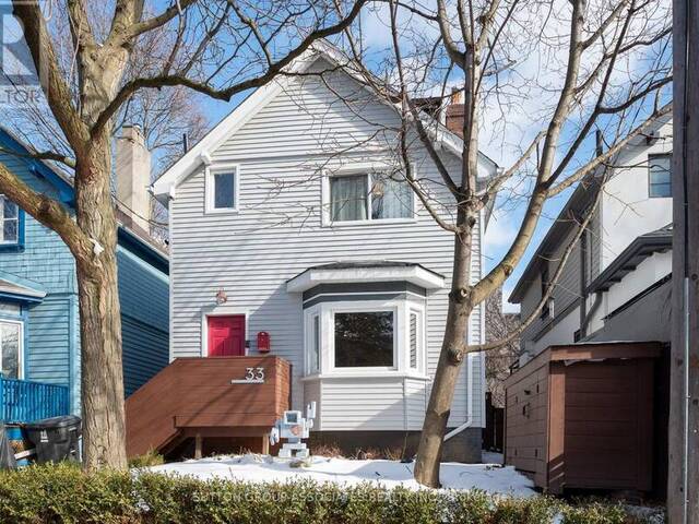 33 WYCHWOOD AVENUE Toronto Ontario, M6G 2X8